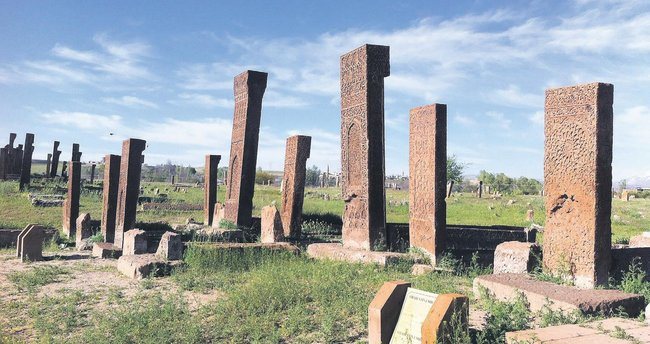 Tatvan – Van (yaklaşık 120 km)