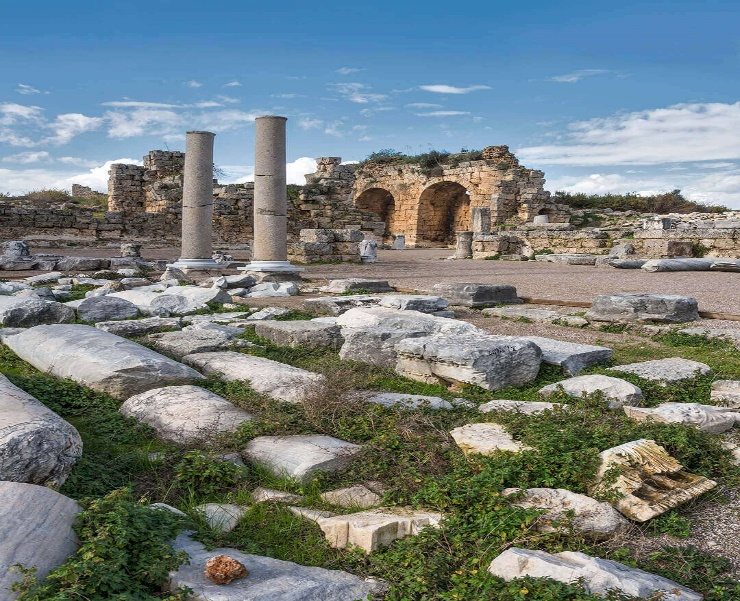 Antakya-Tarsus-Kızkalesi 310 km